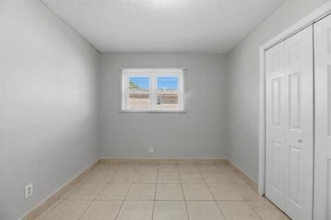 5649 SW 36th Court West Park FL 33023