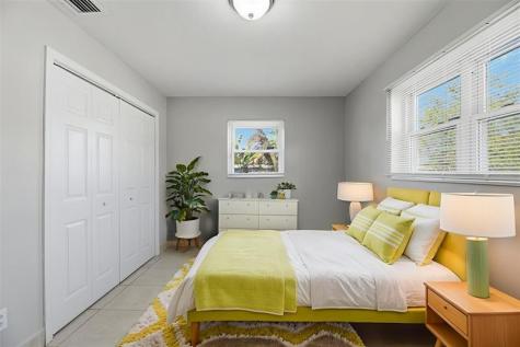 5649 SW 36th Court West Park FL 33023