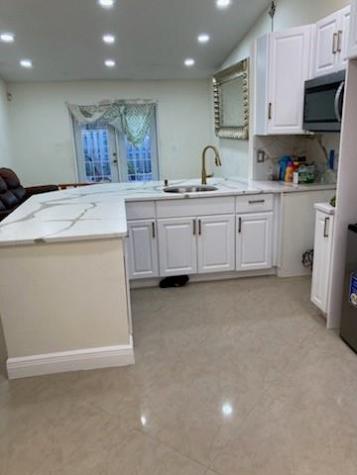 465 NW 20th Avenue Pompano Beach FL 33069