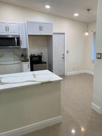 465 NW 20th Avenue Pompano Beach FL 33069