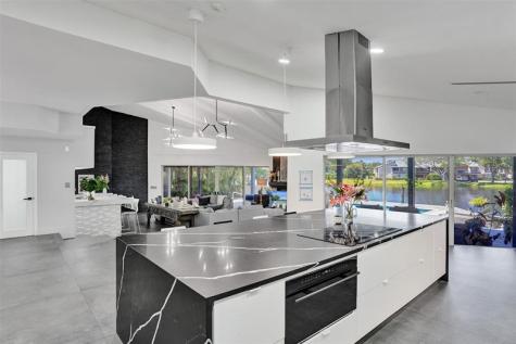 349 Jacaranda Drive Plantation FL 33324