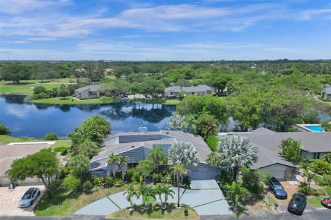 349 Jacaranda Drive Plantation FL 33324