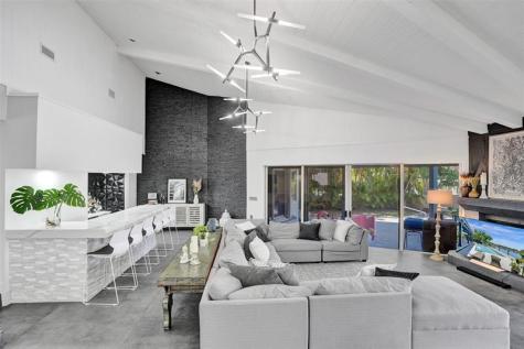 349 Jacaranda Drive Plantation FL 33324