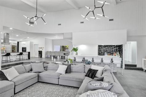 349 Jacaranda Drive Plantation FL 33324