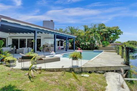 349 Jacaranda Drive Plantation FL 33324