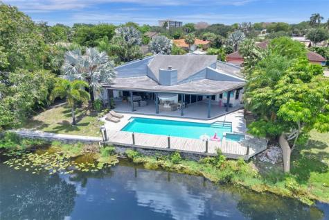349 Jacaranda Drive Plantation FL 33324