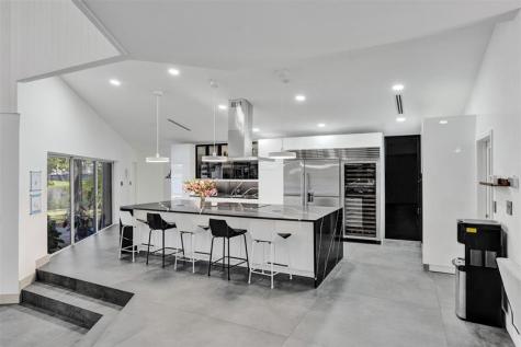 349 Jacaranda Drive Plantation FL 33324