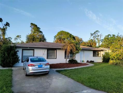77 Cardinal Drive North Fort Myers FL 33917