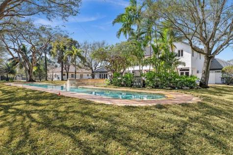 1704 SW 142nd Avenue Davie FL 33325