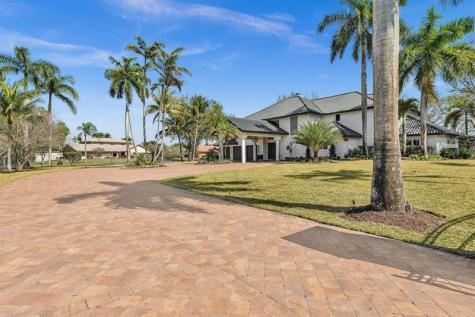 1704 SW 142nd Avenue Davie FL 33325