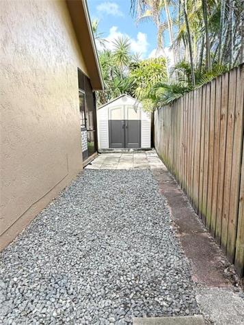8725 SW 56th Place Cooper City FL 33328