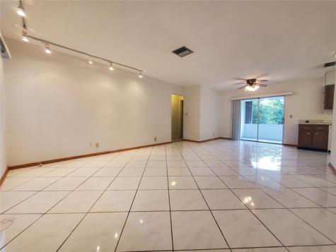 7003 NW 94th Terrace Tamarac FL 33321