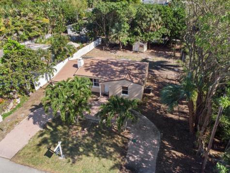2420 NE 7th Avenue Wilton Manors FL 33305