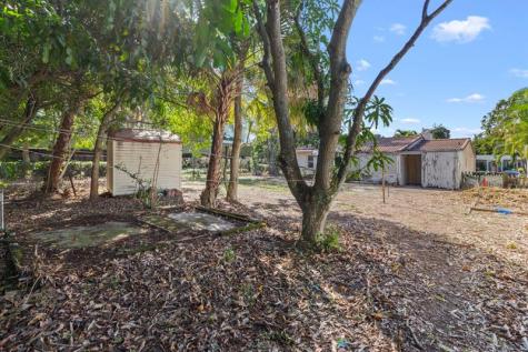 2420 NE 7th Avenue Wilton Manors FL 33305