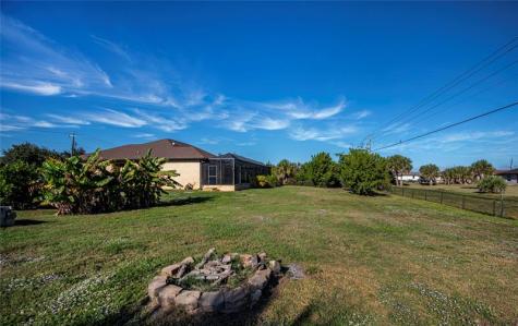105 Hardee Way Rotonda West FL 33947