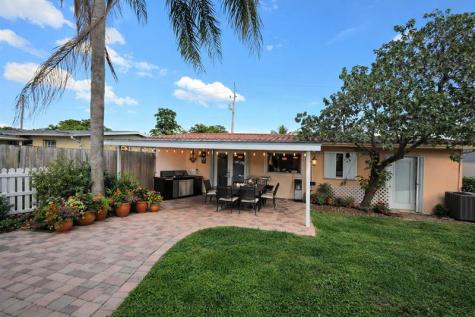 1017 SW 22nd Terrace Fort Lauderdale FL 33312