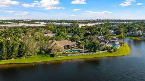 3060 Paddock Road Weston FL 33331