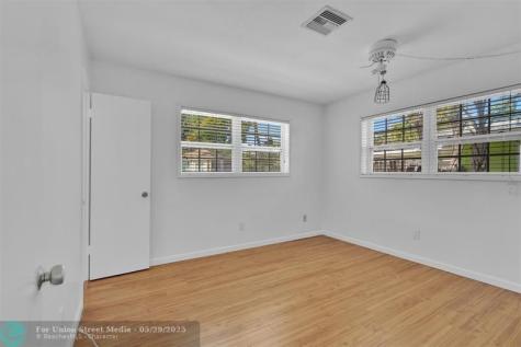 341 SE 8th Street Pompano Beach FL 33060