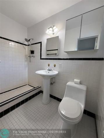 341 SE 8th Street Pompano Beach FL 33060