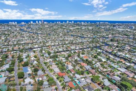 341 SE 8th Street Pompano Beach FL 33060