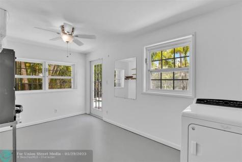 341 SE 8th Street Pompano Beach FL 33060