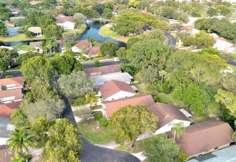 2460 Fiddleleaf Avenue Coconut Creek FL 33063