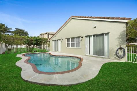 15624 SW 52nd Court Miramar FL 33027