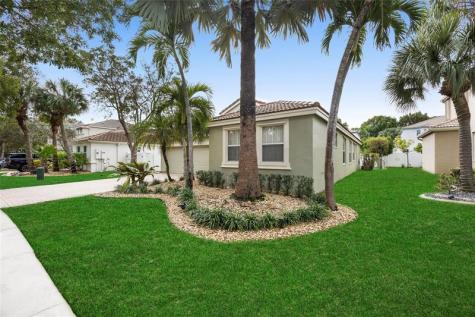 15624 SW 52nd Court Miramar FL 33027