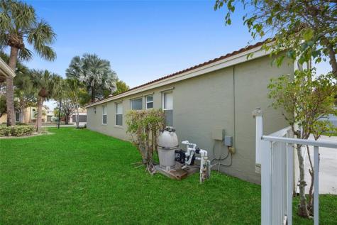 15624 SW 52nd Court Miramar FL 33027