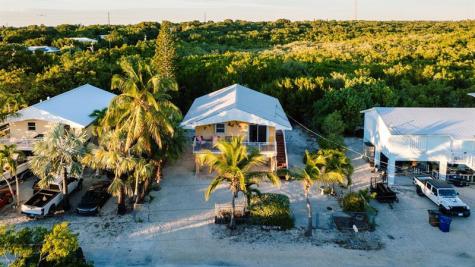 104 Ocean Shores Drive Key Largo FL 33037