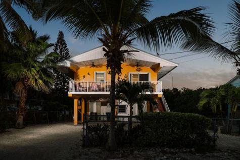 104 Ocean Shores Drive Key Largo FL 33037