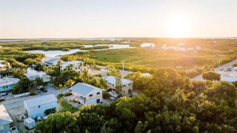 104 Ocean Shores Drive Key Largo FL 33037