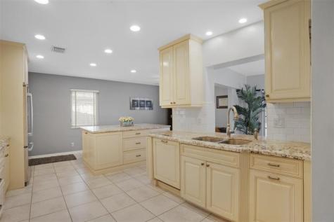 223 SE 7th Street Dania Beach FL 33004