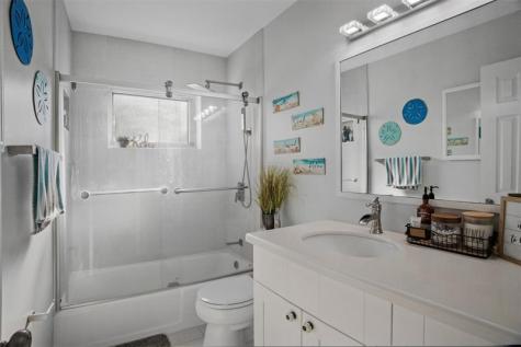 223 SE 7th Street Dania Beach FL 33004