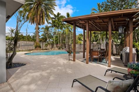 223 SE 7th Street Dania Beach FL 33004