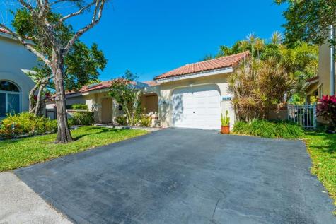 1347 Seagrape Circle Weston FL 33326