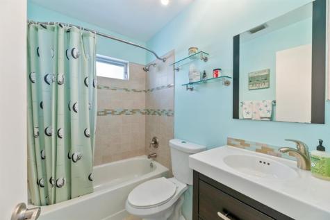 1347 Seagrape Circle Weston FL 33326