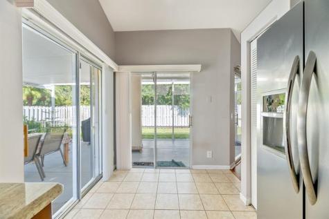 1347 Seagrape Circle Weston FL 33326