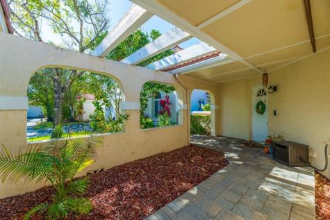 1347 Seagrape Circle Weston FL 33326