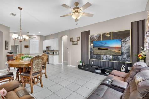 544 SW Lake Manatee Way Port St Lucie FL 34986