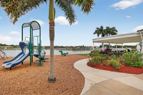 544 SW Lake Manatee Way Port St Lucie FL 34986