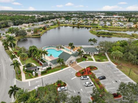 544 SW Lake Manatee Way Port St Lucie FL 34986