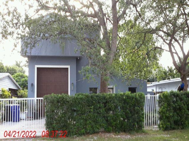 810 SW 10th Terrace Fort Lauderdale FL 33315