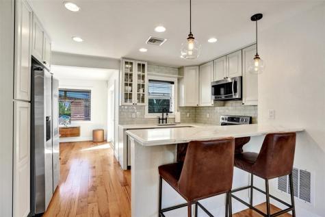 4750 NE 8 Terrace Oakland Park FL 33334
