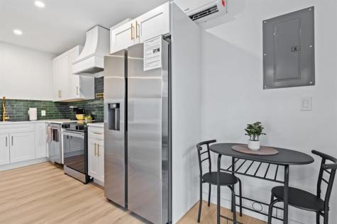 648 NE 16th Terrace Fort Lauderdale FL 33304