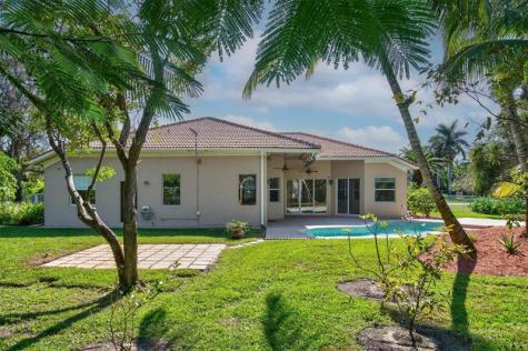 15601 SW 15th Street Davie FL 33326