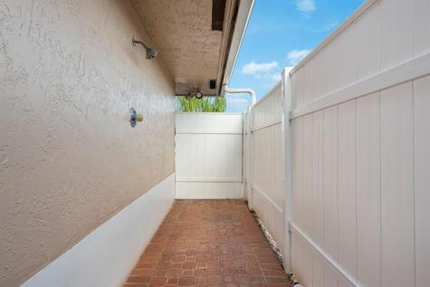 2865 NE 19th Street Pompano Beach FL 33062