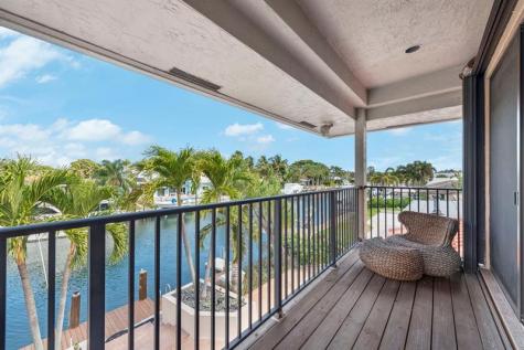 2865 NE 19th Street Pompano Beach FL 33062