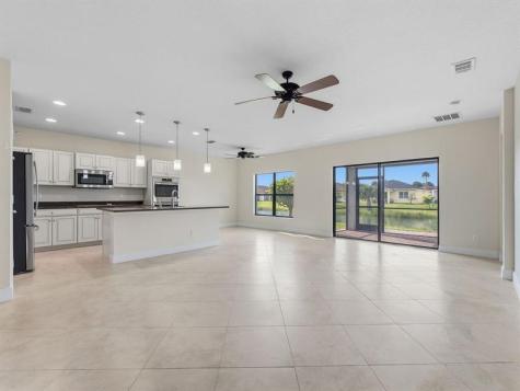 1772 Willows Square Vero Beach FL 32966