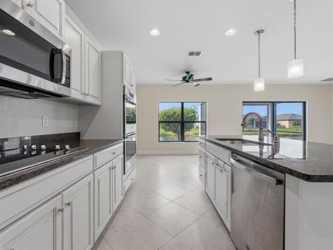 1772 Willows Square Vero Beach FL 32966